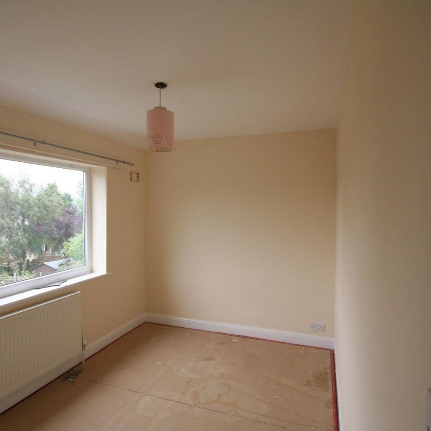 Fieldhead Road, Guiseley - Photo 1