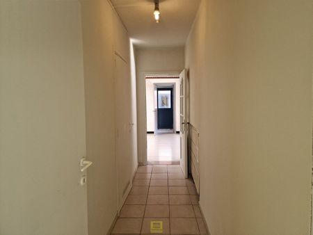 Gelijkvloers appartement met garage nabij centrum! - Foto 3