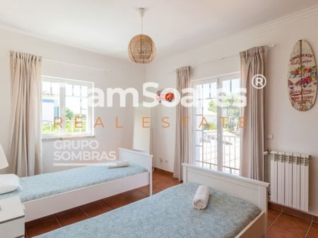 3 room luxury House for rent in Sesimbra, Distrito de Setúbal - Photo 2