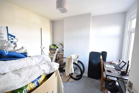 Kings Road, Caversham, Reading, RG4 - Photo 2