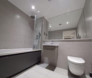 1 BED Apartment To rent - Photo 6