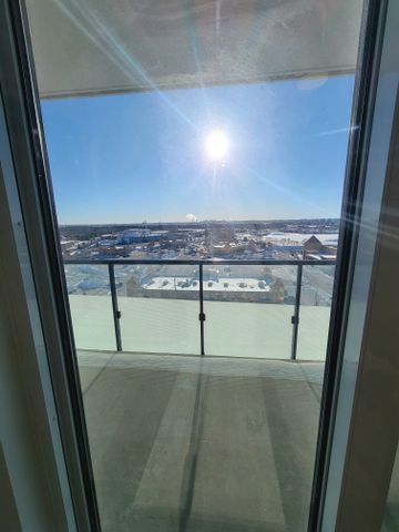 For Lease - 15 Skyridge Drive Unit# 814, Brampton, Ontario - Photo 2