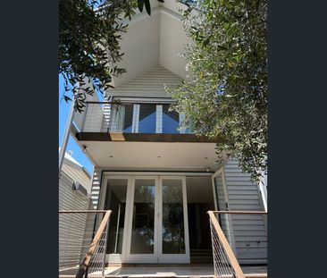 Irresistible Delight - Photo 6