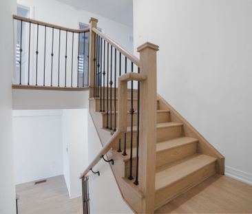 For Lease - 115 Velvet Way, Thorold, Ontario - Photo 2