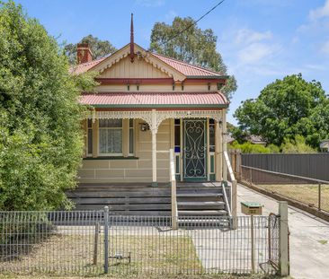 Bright, Spacious & Conveniently Located - Photo 1