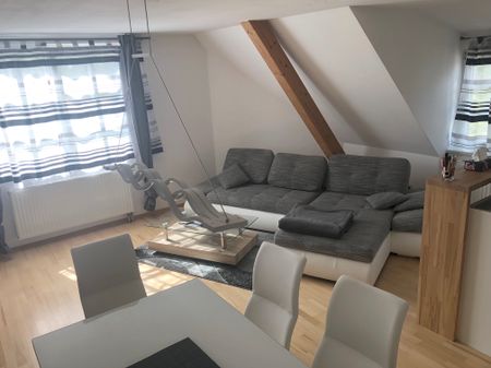 Wohnen auf 2 Ebenen mit besonderem Flair - Photo 2