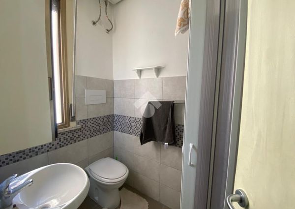 6 locali in affitto