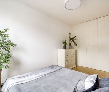 Ciche 3-pokojowe mieszkanie przy prywatnym parku - Zdjęcie 6