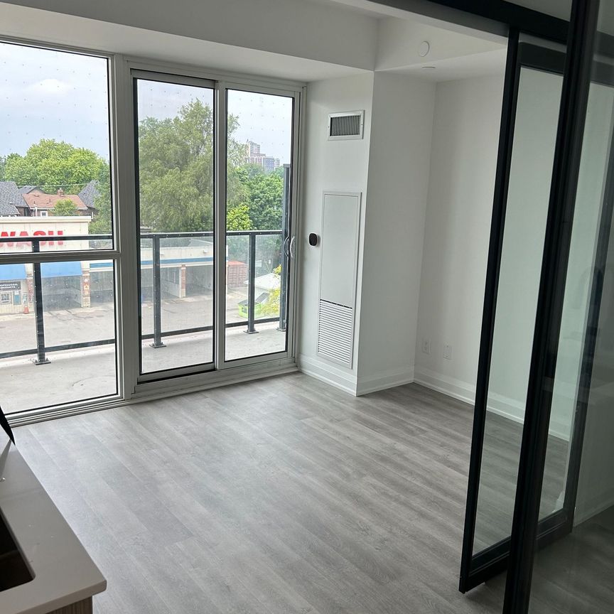 For Lease - 2369 Danforth Avenue Unit# 407, Toronto, Ontario - Photo 1