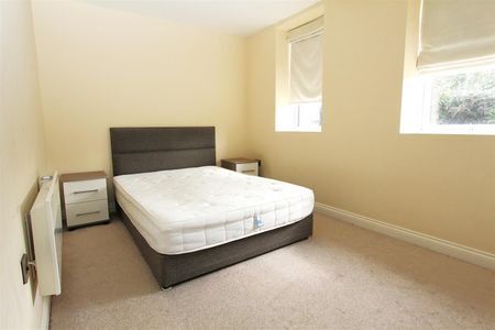 Brunswick Court, Leeds City Centre, LS2 7SA - Photo 2