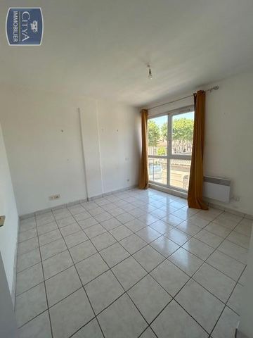 Location Appartement 2 pièces 32m² SETE 34200 - Photo 2