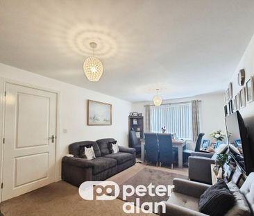 4 bedroom property to rent - Photo 2