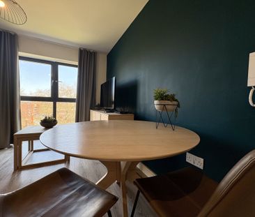 Hardwick House - Photo 4