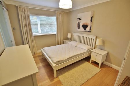 2 bedroom maisonette to rent - Photo 4