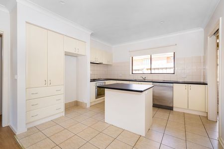 Pristine with Low Maintenance Charm - Photo 2