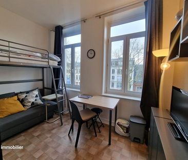 Appartement à Louer à LILLE 470 € - Photo 2