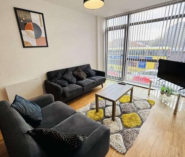 2 Bed Flat, Ludgate Hill, M4 - Photo 2