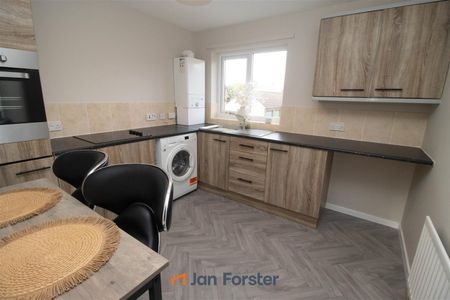 2 Bedroom Flat - First Floor - Photo 4