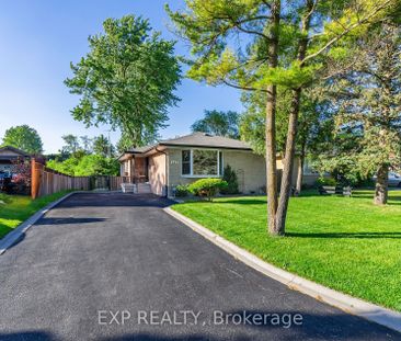 For Lease - 447 Taylor Mills Drive, Richmond Hill, Ontario - Photo 1