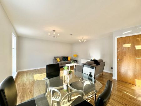 2 bedroom flat to rent - Photo 3