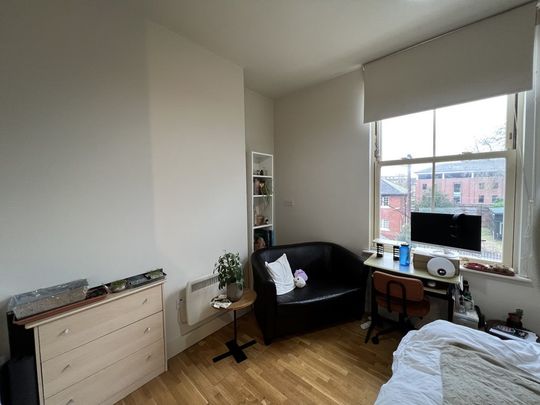 Wenlock Terrace, Fulford - P1506 - Photo 1