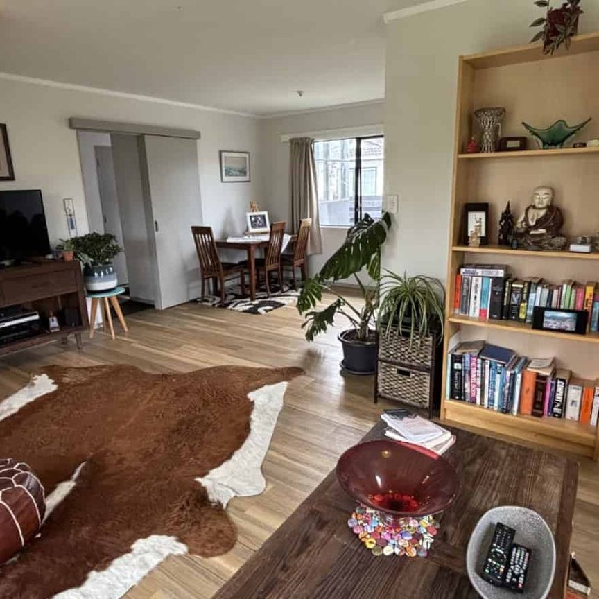 THREE BEDROOMS - TOKOMARU - Photo 1