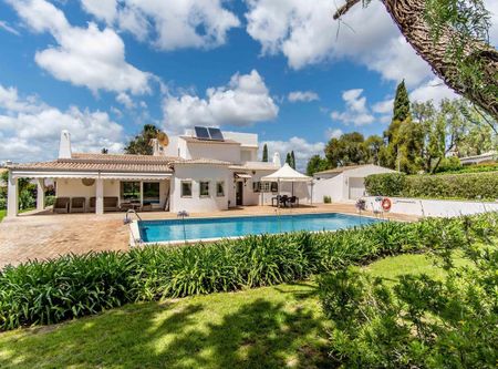 Mexilhoeira Grande, Faro - Photo 4