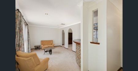 FAMILY HOME - Photo 4