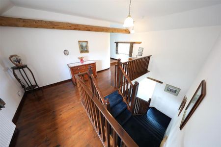 6 bedroom detached house to rent - Photo 2
