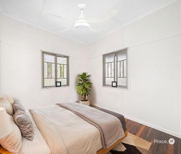 Coastal Charm and Lifestyle Convenience - Photo 6