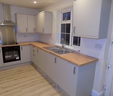 2 BUXTON ROAD - Photo 5