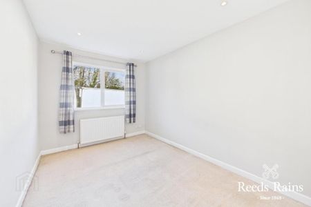 5 Ravenhill Court, Ravenhill Road, Belfast, BT6 8FS - Photo 3