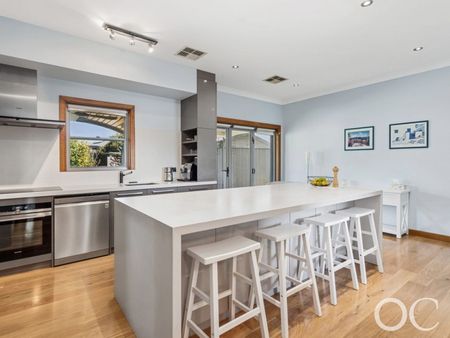 Open the Door to Spacious Family Living in a Prime Coastal Pocket - Photo 4