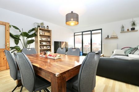 Attraktive 3-Raum-Mietwohnung in der östlichen Altstadt, ca. 80m² Wfl. mit Balkon! - Photo 4