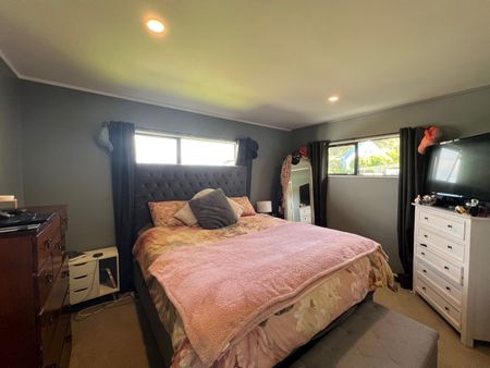 Unit 1, 3 Fernlea Rise, Bayview, Auckland - Photo 4