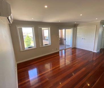 27 Voyager Street, GREGORY HILLS NSW 2557 - Photo 1