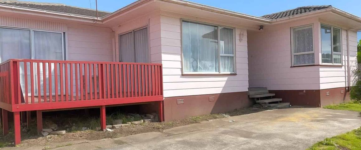 Family home - Photo 1