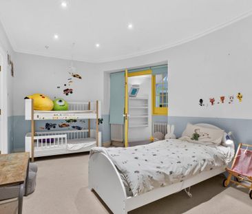 3 bedroom apartment to rent - Photo 6