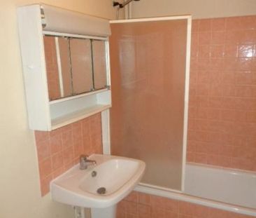 Location Appartement 1 pièce 34m² - Photo 4