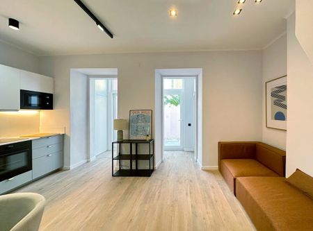 Rua Castelo Branco Saraiva, Lisbon, Lisbon 1170 - Photo 4