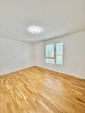 Moderne 3.5-Zimmer-Wohnung mit Balkon & Waschturm - Photo 4