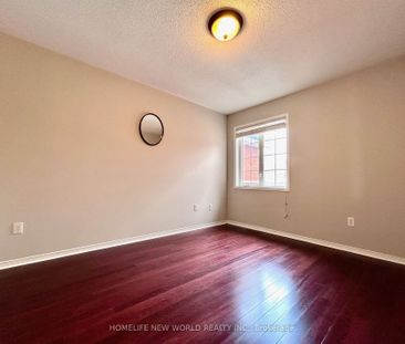 For Lease - 65 Warren Bradley Street, Markham, Ontario - Photo 4