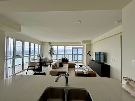 For Lease - 38 Annie Craig Drive Unit# PH102, Toronto, Ontario - Photo 2