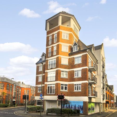 Goldsworth Road, Woking, Surrey, GU21 6JY - Photo 3