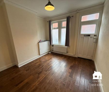 2 bedroom townhouse to rent - Photo 2