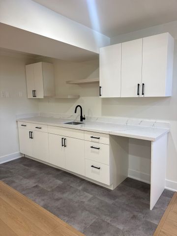 For Lease - 176 Tormina Boulevard Unit# Basement, Whitby, Ontario - Photo 2