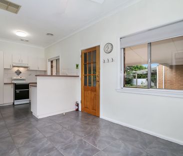 Fabulous Family Home! - Photo 2