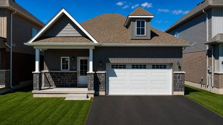 For Lease - 64 Hillcroft Way, Kawartha Lakes, Ontario - Photo 3