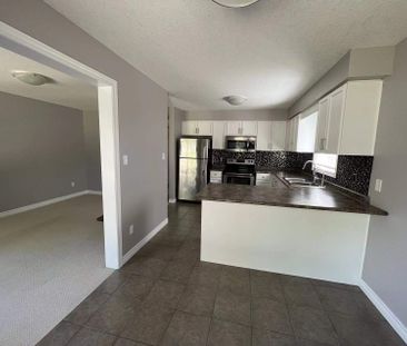 For Lease - 1993 Denview Avenue, London North, Ontario - Photo 1