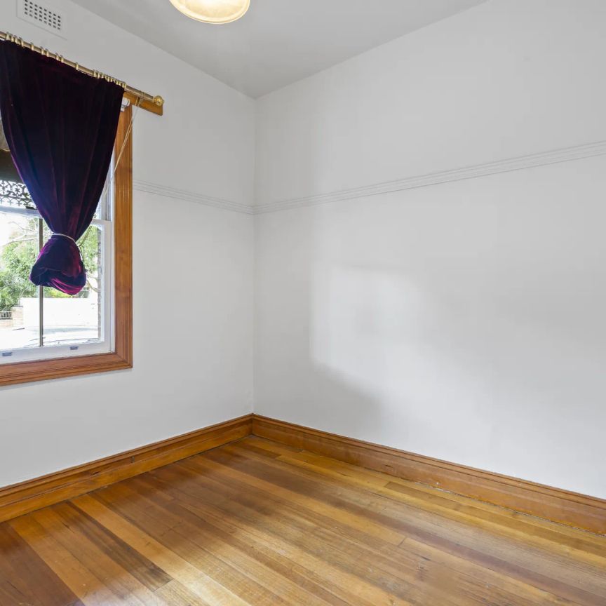 Charming Richmond Living with Private Courtyard - Photo 1